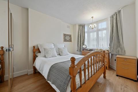 undefined, Romney Close, Harrow, HA2