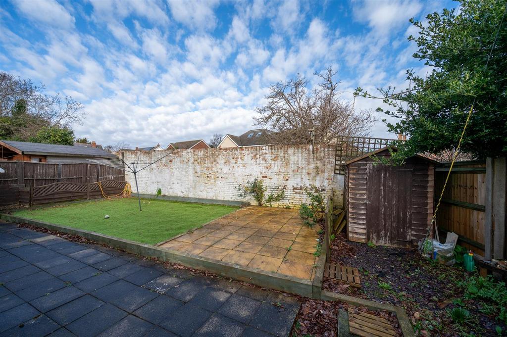 11 Westfield Oaks 26 5.jpg