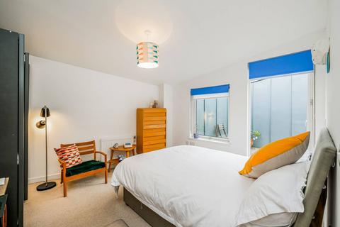 2 bedroom flat for sale, 32 Navigation Road, London E3