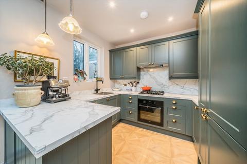 undefined, Cranborne Avenue, Surbiton KT6