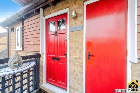 undefined, Buzzacott Lane, Milton Keynes, MK4
