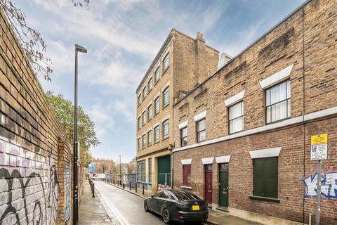 undefined, Woodseer Street, London E1