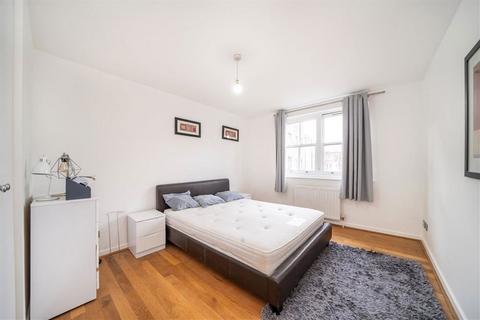 undefined, Woodseer Street, London E1