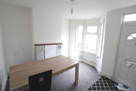 2 bedroom terraced house for sale, Green Street, High Wycombe HP11