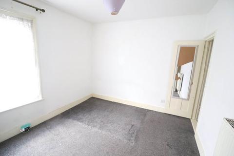2 bedroom terraced house for sale, Green Street, High Wycombe HP11
