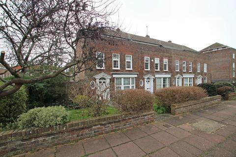 undefined, Chesterfield Road, Eastbourne, BN20 7NU