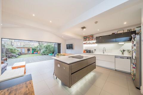 4 bedroom house for sale, Holmes Road, Twickenham TW1