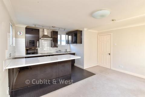 undefined, Central Apartments, Brighton BN1