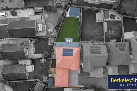 undefined, Hollow Drive, Thornton, Liverpool