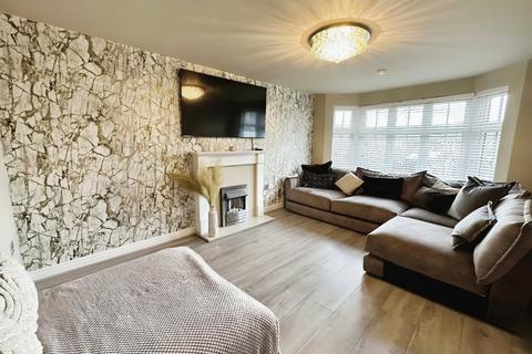 4 bedroom detached house for sale, Lunts Heath Road, Cheshire WA8