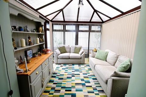 3 bedroom detached house for sale, Riverside, Aberkenfig, Bridgend . CF32 9DA