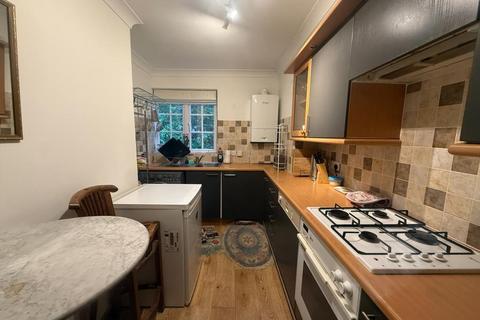 undefined, Lightwater,  Surrey,  GU18