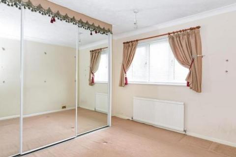 3 bedroom terraced house for sale, Holland Road,  Aylesbury,  HP19