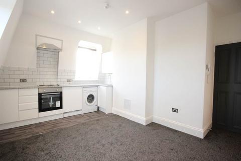 2 bedroom flat to rent, Church Road, Hove, East Sussex