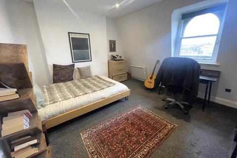 2 bedroom flat to rent, Church Road, Hove, East Sussex
