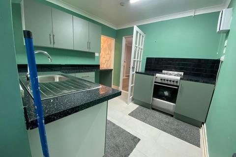 3 bedroom terraced house to rent, Circular Road, Birmingham