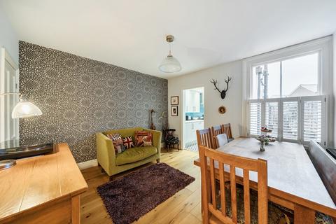 undefined, Rose Villas, Woking GU22