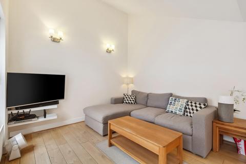 2 bedroom flat to rent, Craven Hill Gardens, Bayswater, London, W2.