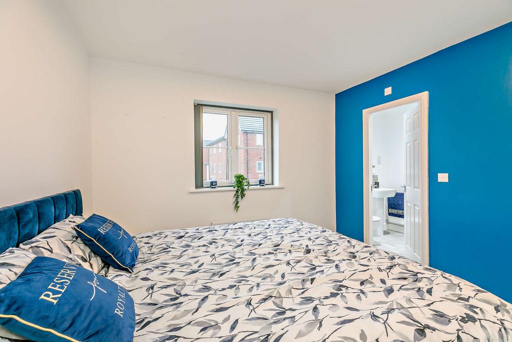 Main Bedroom