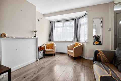 4 bedroom semi-detached house for sale, Farnham Road, Slough, SL1