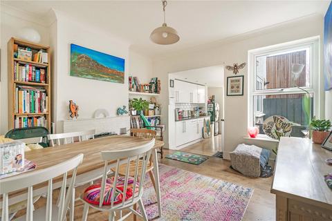 2 bedroom semi-detached house for sale, Western Rd, T/Wells, TN1