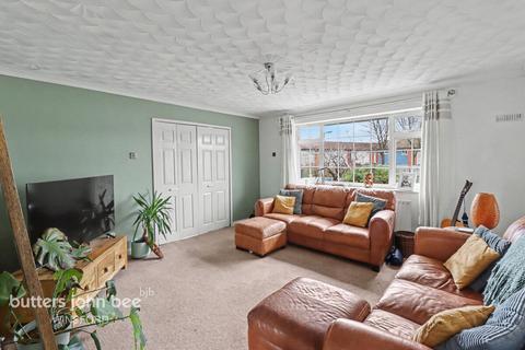 3 bedroom semi-detached house for sale, Cambridge Avenue, Winsford