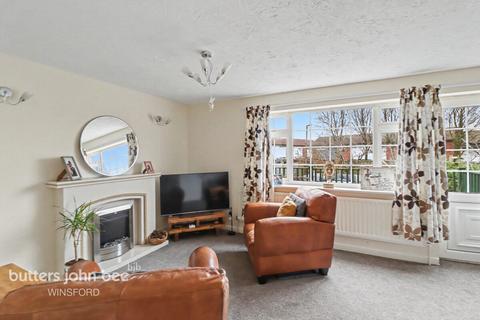 3 bedroom semi-detached house for sale, Cambridge Avenue, Winsford