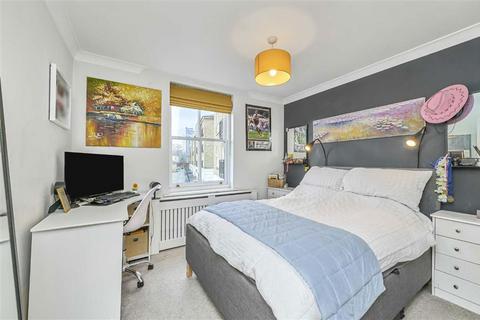 undefined, Trinity Street, London SE1