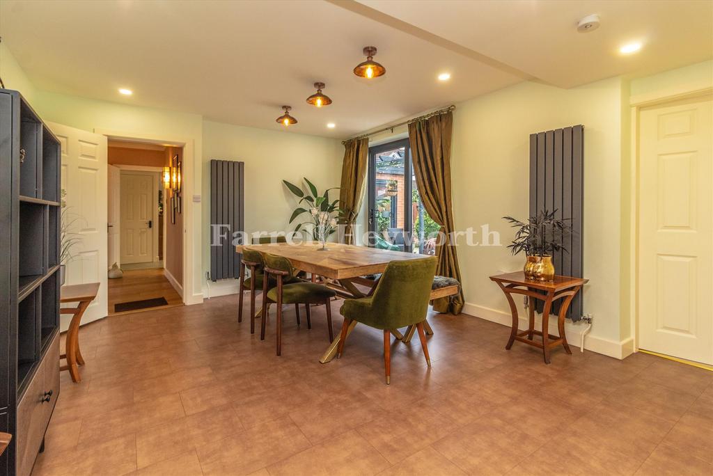 Dining Area image 2