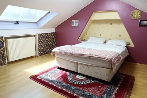 4 bedroom terraced house for sale, Southall UB1