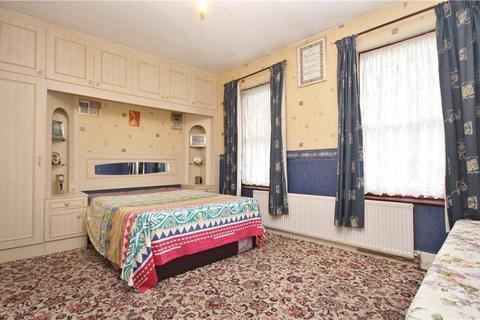 4 bedroom terraced house for sale, Southall UB1