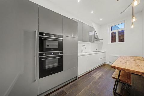 undefined, Heath Street, Hampstead, London, NW3