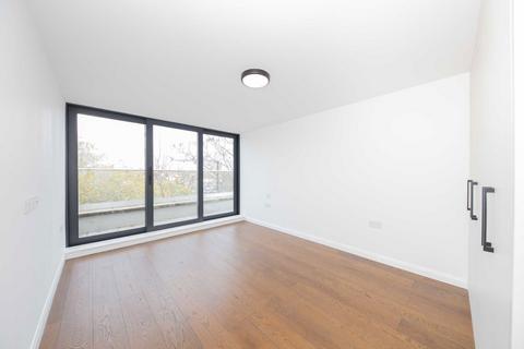 undefined, Northfield Avenue, London W13