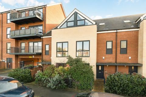 undefined, South Oak Road, London SW16