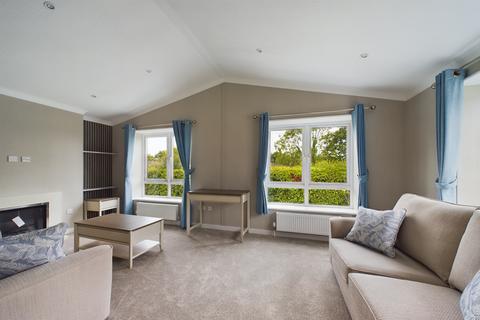 2 bedroom park home for sale, Burnt Oak Lane, Newdigate RH5