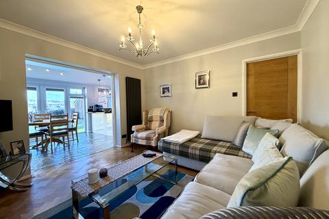 4 bedroom detached house for sale, Quakers Yard, Treharris CF46