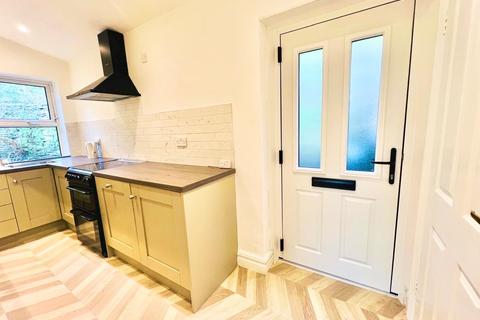 2 bedroom end of terrace house for sale, 83 Kell Lane, Shibden, HX3 7AY