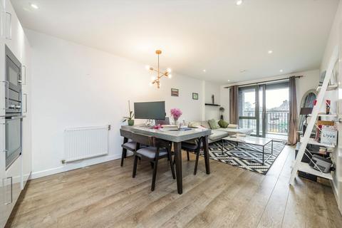 2 bedroom flat for sale, Sancroft Street, London SE11