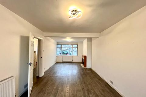 undefined, Uxbridge Road, Feltham TW13