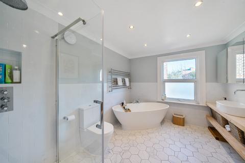 4 bedroom terraced house for sale, Khama Road, Tooting,, London, SW17