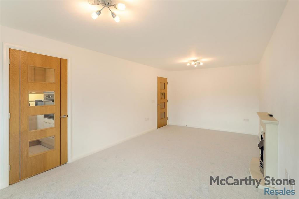 8677309-interior17.jpg