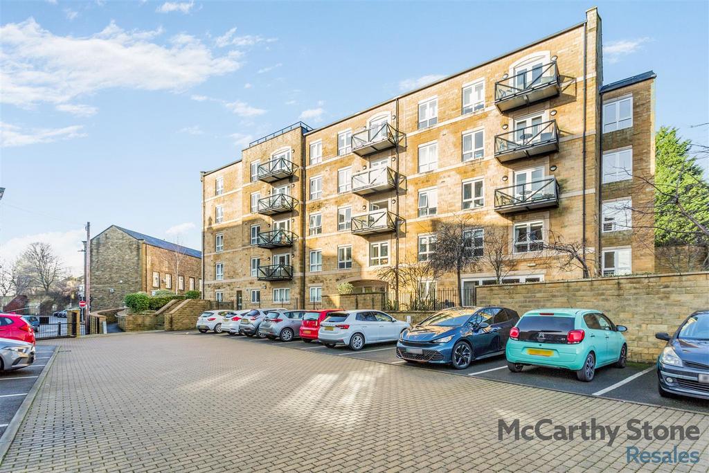 8677309-exterior01.jpg