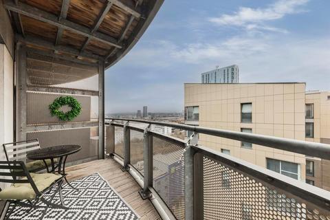 1 bedroom flat for sale, Victoria Road, London W3