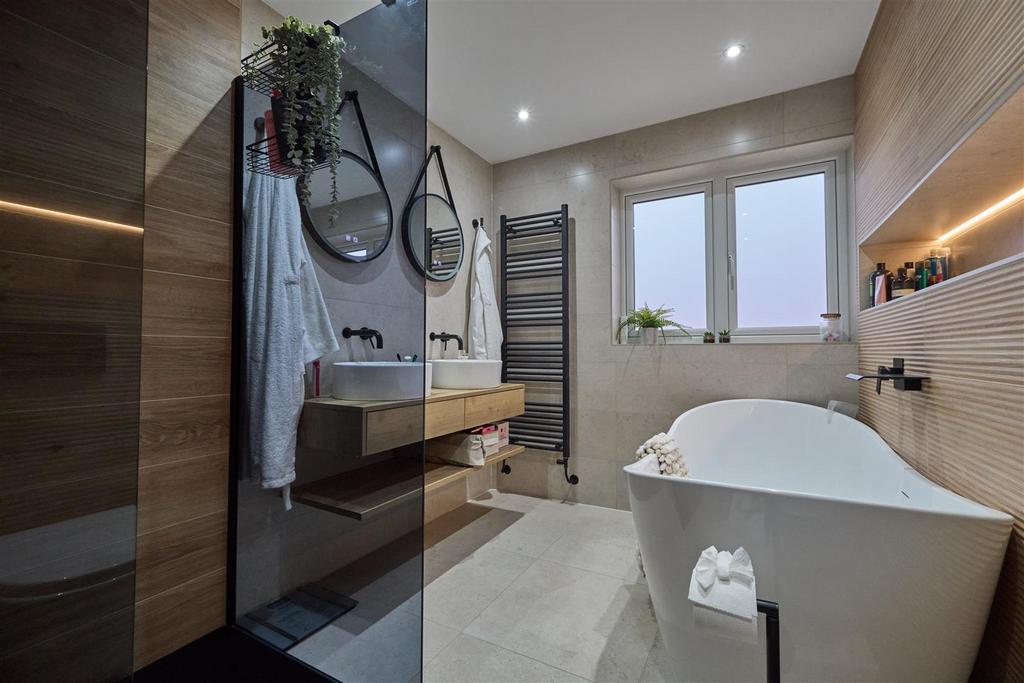 Saddlers Close, BB 14.jpg