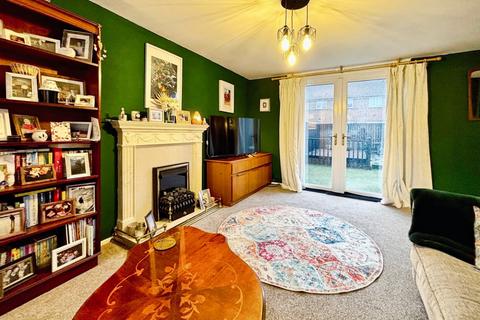 3 bedroom end of terrace house for sale, Stoneleigh Place, Longbenton, Newcastle upon Tyne, NE12