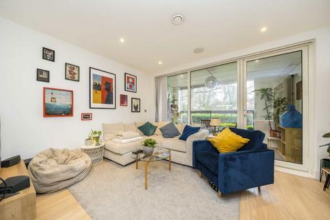 2 bedroom flat to rent, Brixton Road, London SW9