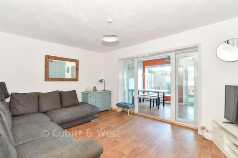undefined, Larch End, Horsham RH12