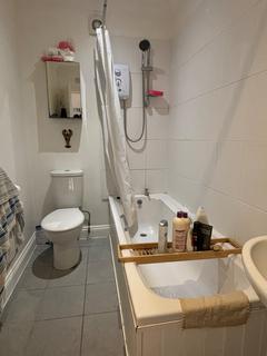 undefined, Abbey Hill, Southampton SO31