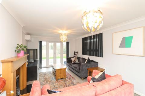 4 bedroom detached house for sale, Dobbs Close, Sheffield S21