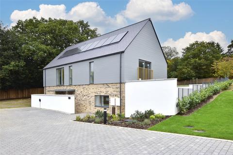 3 bedroom detached house for sale, Toms Lane, Kings Langley, Hertfordshire, WD4